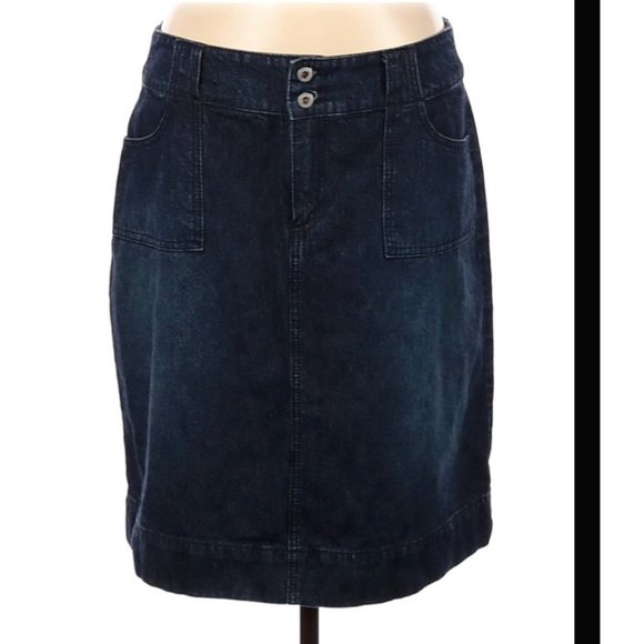 Sundance Dresses & Skirts - Sundance Denim Mini Skirt Womens 10 Dark Wash Cotton Pockets